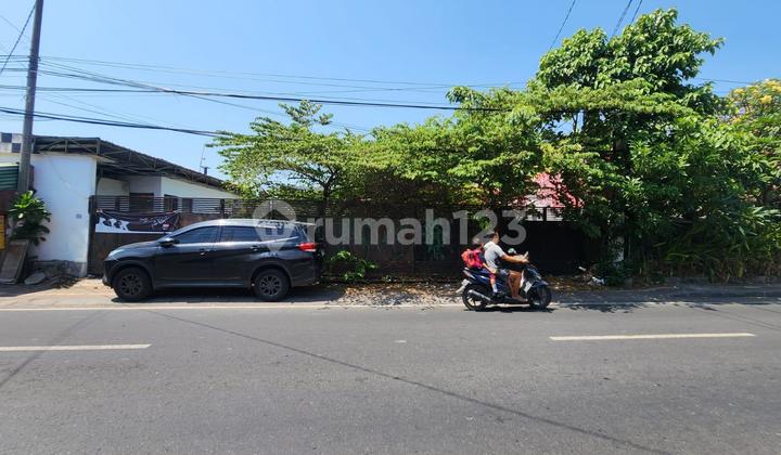 Tanah Dijual di Daerah Sanur, Pinggir Jalan Raya. Tanah Dijual di Daerah Sanur, Pinggir Jalan Raya.
