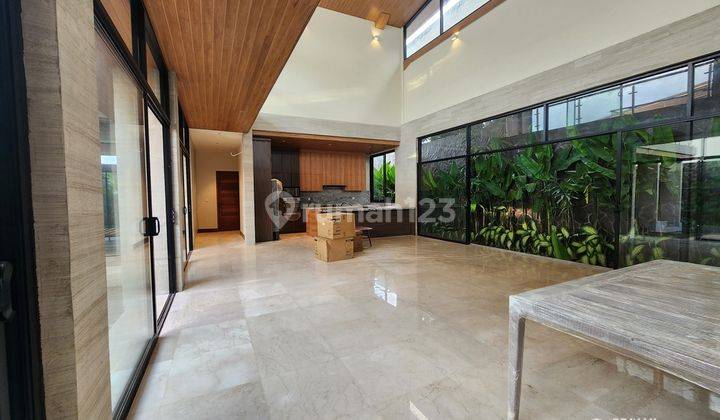 Villa Luxury , Dijual Walk In To The Beach In Sanur 1