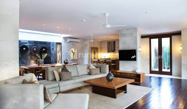 Luxury Villa for Sale in the Center of Seminyak 1