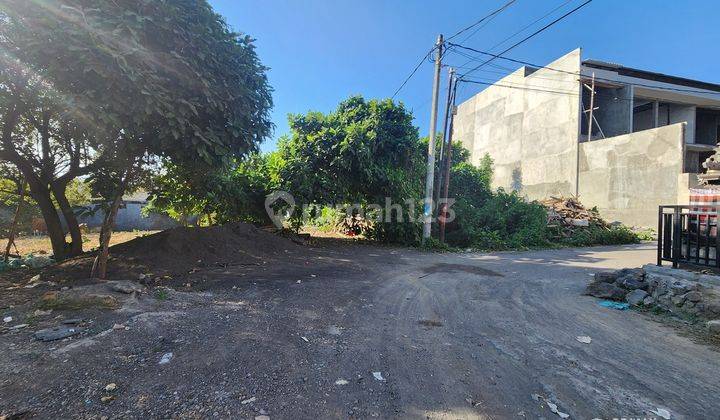 Small land for sale suitable for building a warehouse for cargo. 1