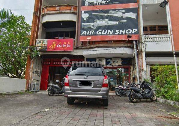 Shophouse for sale in downtown Denpasar. 1