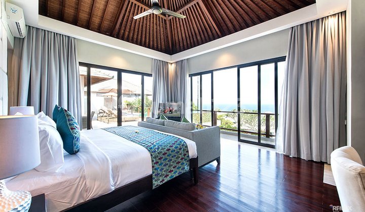 Villa Has Premium European Kitchen Forsale In Pandawa.