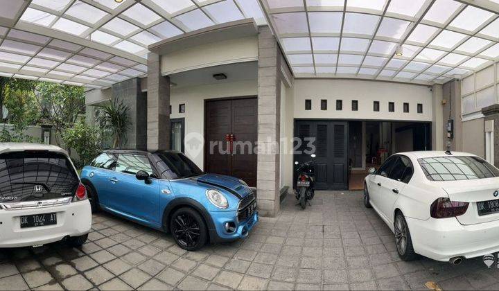 Dijual Rumah mewah di pusat Renon 2