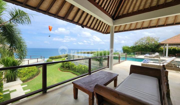 Villa 5 Luxury Suites, Forsale In Kutuh Pandawa.