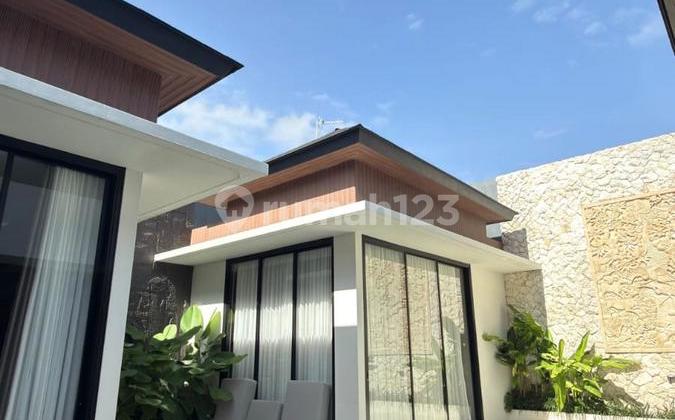 Villa Modern Tropical Dijual, Seminyak.