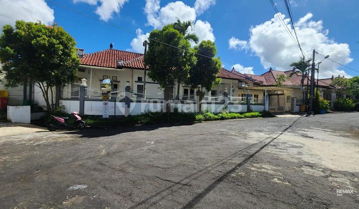 Villa One Gate System For Sale Cheap in Nusa Dua.