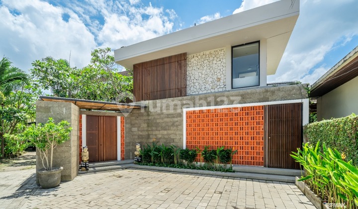 Villa Designed Luxury For Sale In Canggu. Villa Designed Luxury For Sale In Canggu.