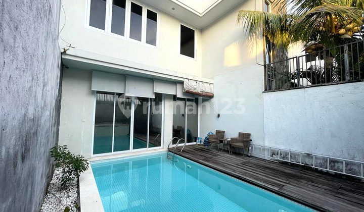 Villa lokasi strategis dijual, diJimbaran.