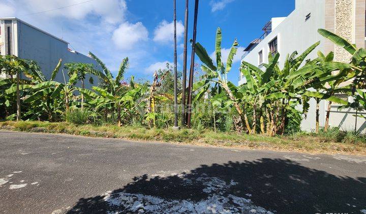 Land for sale 5 are in Nusa Dua, Villa area. 2