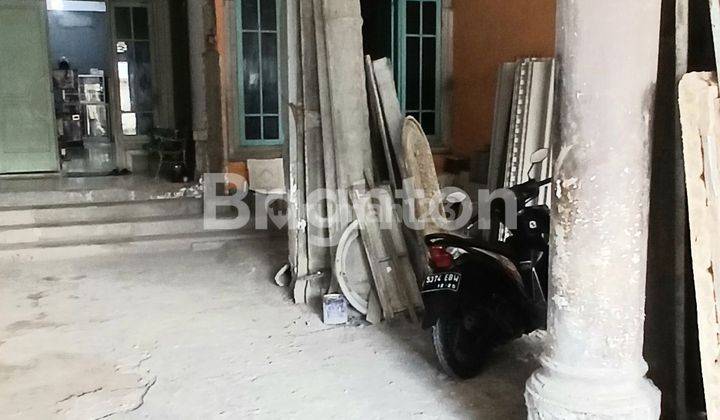 Rumah Usaha Luas 3 Lantai Nol Jln Raya Galunggung 1