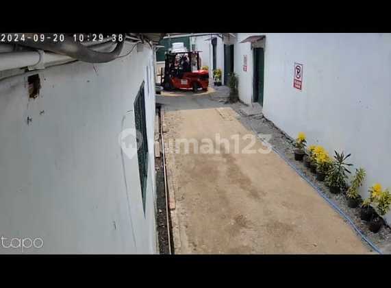 Dijual Lahan Berikut Gudang Luas 1.260 M2 Dekat Daan Mogot