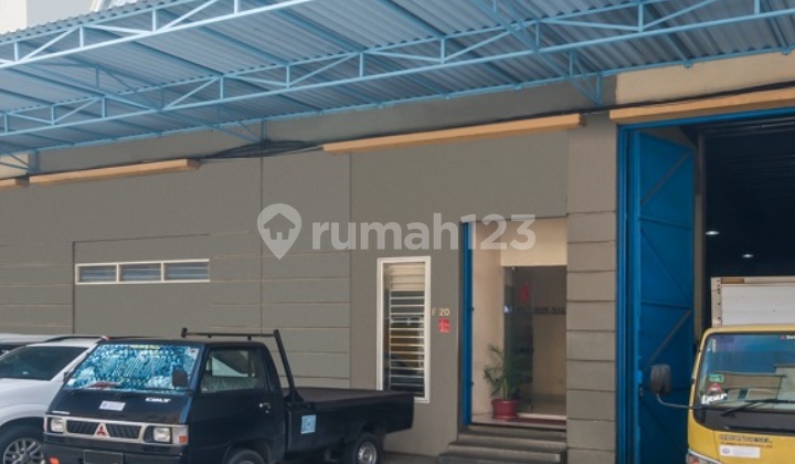 Elang Laut Pik Warehouse for Rent