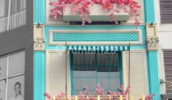 Ruko Disewakan di Lantai 1 Saja Bintaro Ruko Disewakan di Lantai 1 Saja Bintaro