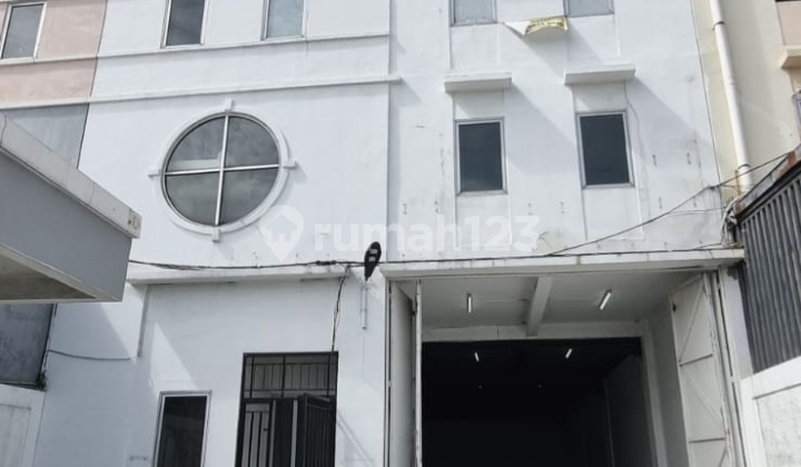 Gudang Disewakan Elang Laut Pik