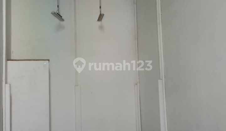 Warehouse for Rent at Bizpark Sedayu Daanmogot