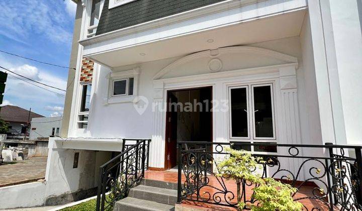 AMERICAN CLASSIC TOWNHOUSE AT CILANDAK JAKARTA SELATAN LOKASI STRATEGIS DEKAT TOL TB SIMATUPANG JAKARTA SELATAN  2