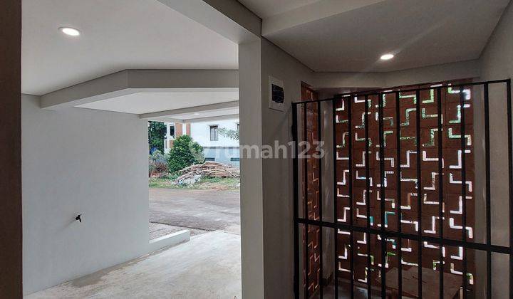 Rumah Aesthetic Modern Dengan Split Level Dan Balkon Jakarta Sel 2