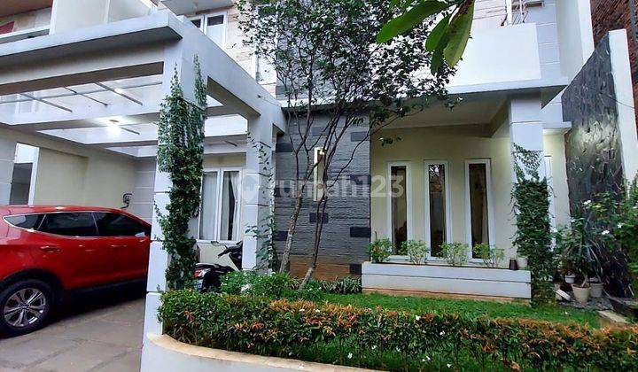 Rumah Asri dalam Townhouse Mewah Private Pool di jakarta selatan 2