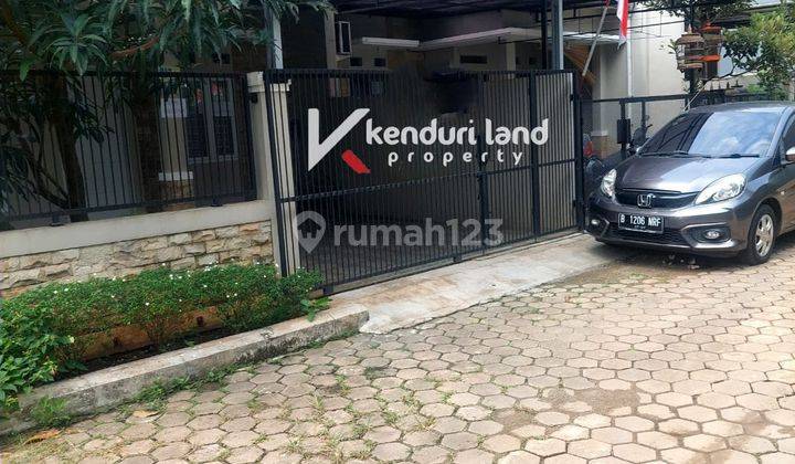 RUMAH 1LANTAI DALAM CLUSTER DENGAN TANAH LUAS ROW JALAN 2MOBIL
 1