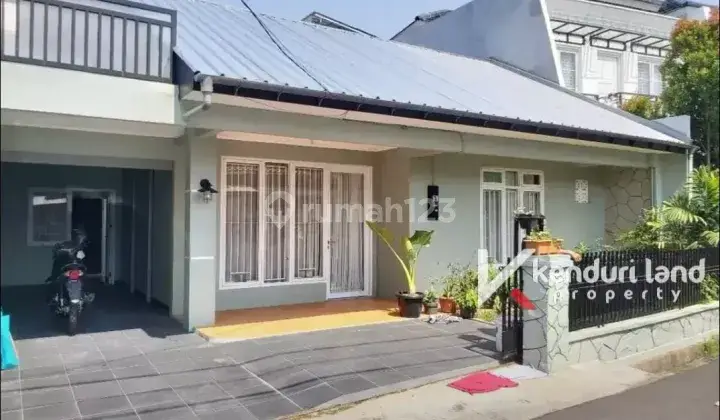 Rumah Mewah Tebet 1.5  Lantai
Area Strategis Kawasan Tebet 1