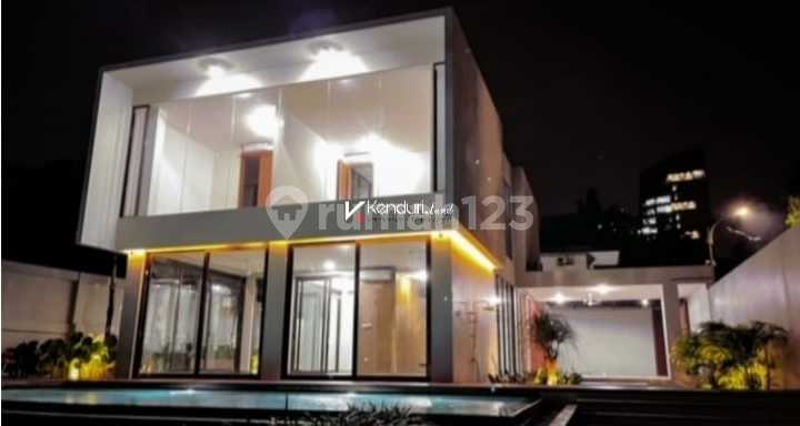 Brandnew Modern Tropical Townhouse
Strategis di Jakarta selatan 2