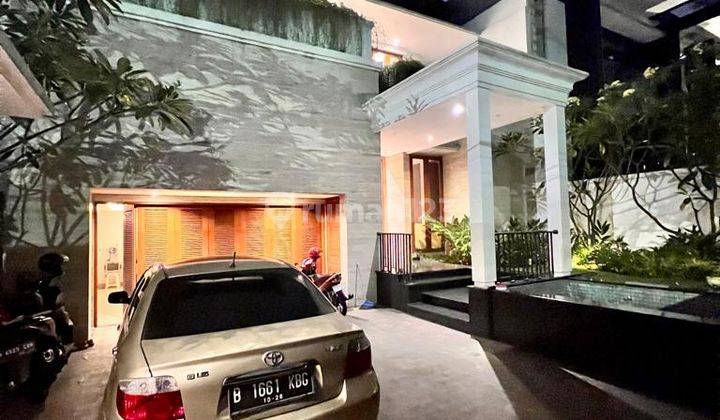 Rumah mewah pondok indah Kebayoran lama  di Jakarta selatan 1