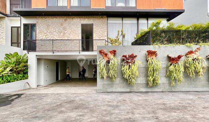 BrandNew tropical modern dalam townhouse Kemang Jakarta selatan 1