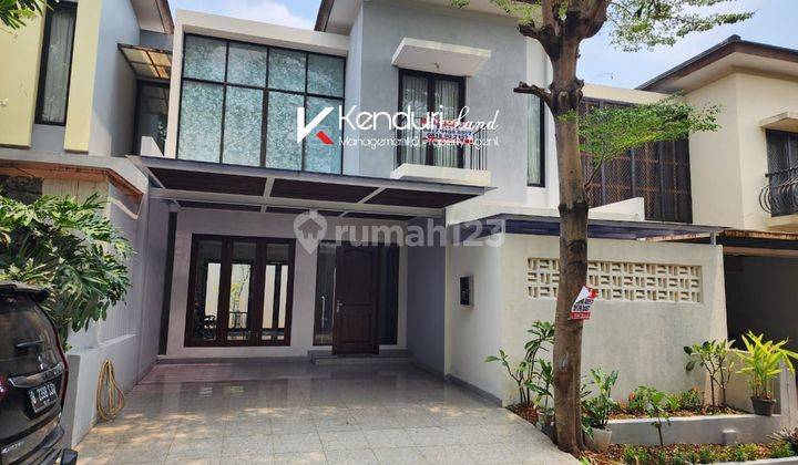 DIJUAL TOWNHOUSE MODERN SIAP HUNI DALAM CLUSTER AKSES 2 MOBIL 1