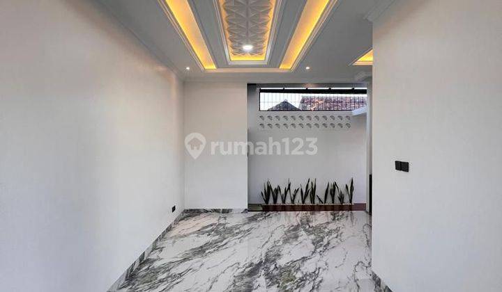 Townhouse Mewah Tanah Baru Beji Depok Nempel Jakarta Selatan 2