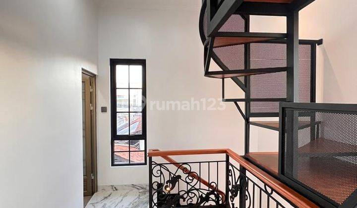 Townhouse Mewah Tanah Baru Beji Depok Nempel Jakarta Selatan 2