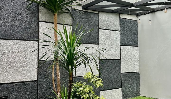 Rumah mewah 2 lantai rooptop kolam renang jagakarsa Jakarta sel 2