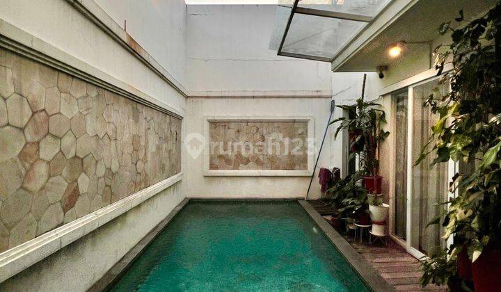 FORSALE RUMAH MEWAH SWIMMING POOL DALAM TOWNHOUSE DEKAT TOL 
 1