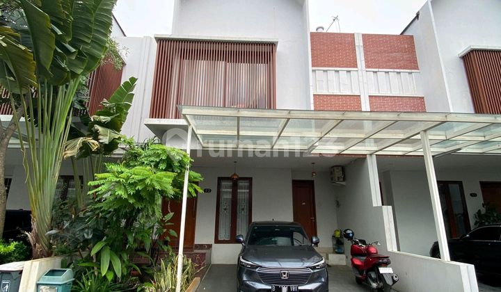 Townhouse Premium Dekat Tol & Area Perkantoran Di Jakarta Selatan
