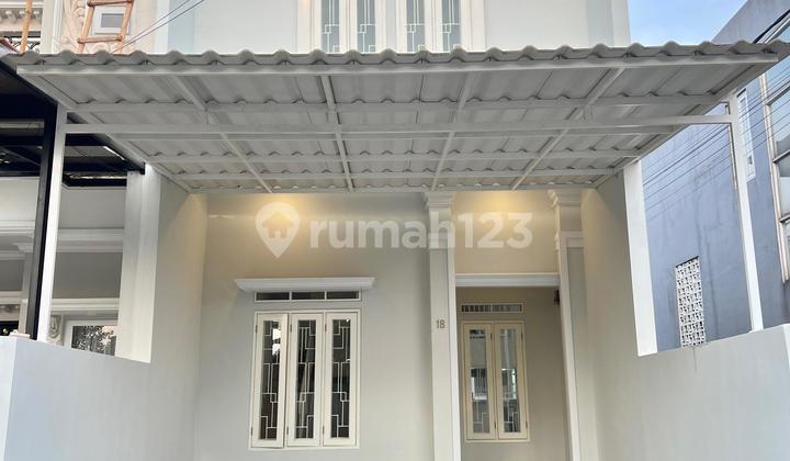 Rumah Mezzanine Dalam Cluster Akses 2mobil Di Jakarta Selatan  1