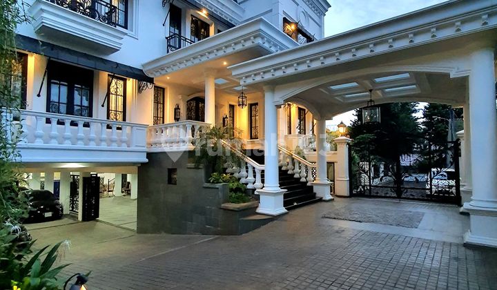Rumah Royal Classic Luxury House Di Kemang Jakarta Selatan
