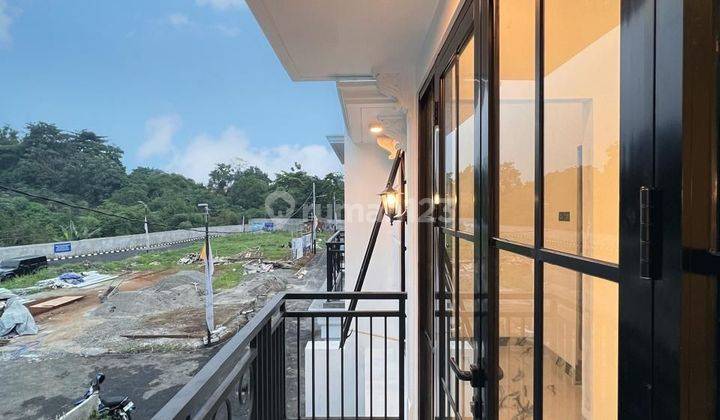 Townhouse Mewah Plus Rooptoof Di Tanjung Barat Jakarta Selatan  2