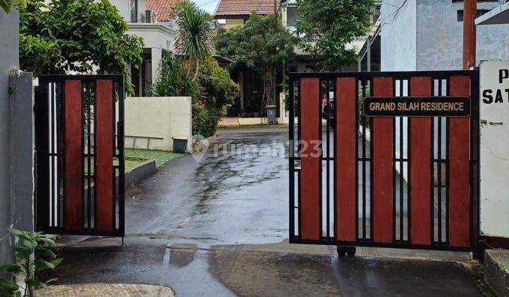 Rumah Secondary Dalam Cluster Bebas Banjir Siap Huni Di Jagakarsa 2