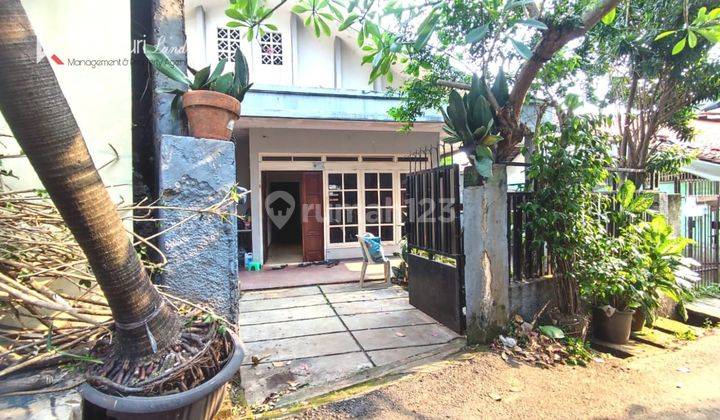 Rumah Di Jual Dekat Area Perkantoran Strategis di Kebayoran Baru 1