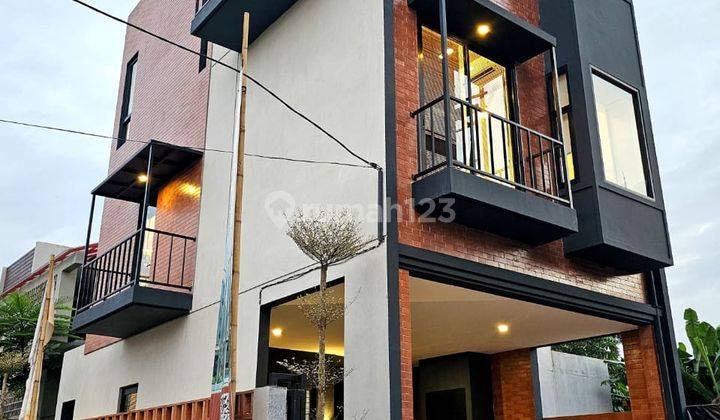 Rumah Minimalis Modern Mezanine Townhouse Pejaten Pasar Minggu  1