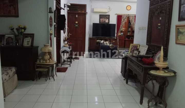 1.5-Story Ready-to-Occupy House, 9m Road Row, Karawaci 2