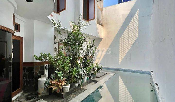 Rumah Cantik Modern Dengan Private Pool Di Area Permata Hijau 1