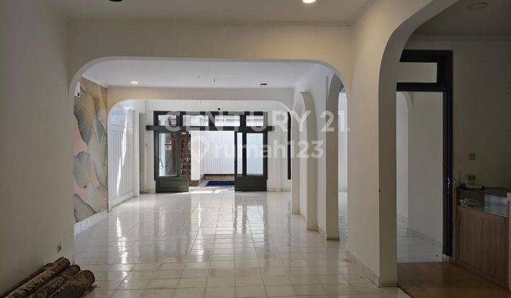 Dijual Rumah Siap Huni Bonus Kolam Renang Gandaria Utara Jakarta Selatan  2