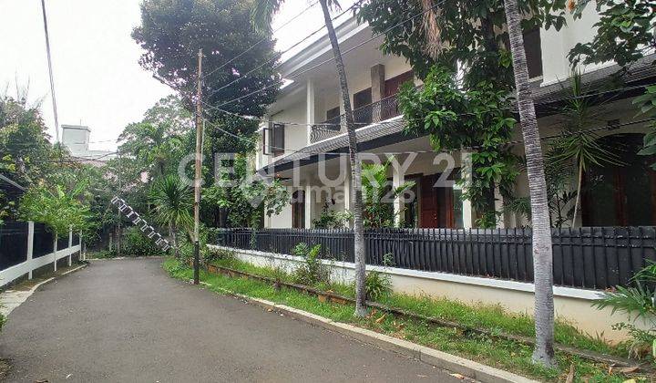 Rumah Private Pool Mewah Di Patra Kuningan Jakarta Selatan 1