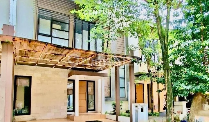 Rumah Modern dengan Masih Ada Halaman Belakang di Discovery