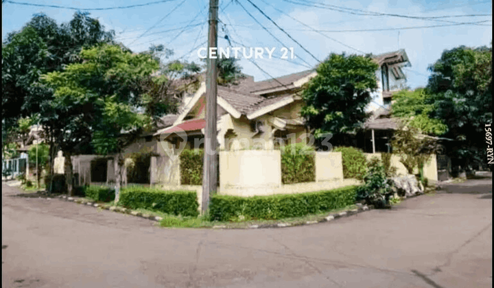 Dijual Rumah Posisi Hook Lokasi Strategis di Bintaro Sektor 3 Dijual Rumah Posisi Hook Lokasi Strategis di Bintaro Sektor 3