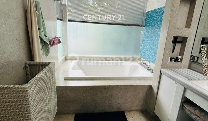 For Sale: Quality Livable House in Complex at Lbk Bulus 2