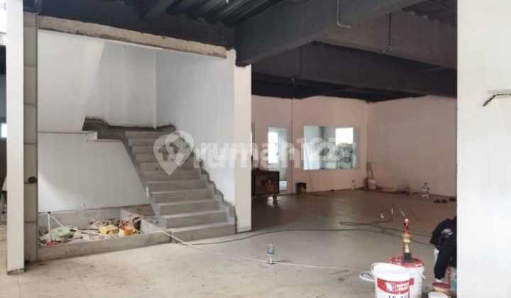 Dijual & Disewakan Bangunan/Ruang Usaha di Kosambi. Uk. 15,5 X 39, SHM, 3 Lantai. Harga Jual 8,5 M Nego & Harga Sewa 300Jt/Thn