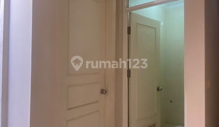 Green Lake City House | West Europe | Size 8x15 | 4 AC | 90 Million/Year