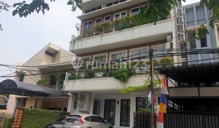 Mini Building Kelapa Gading | Land Area 205m2 | 3.5 Floors | 10M Negotiable