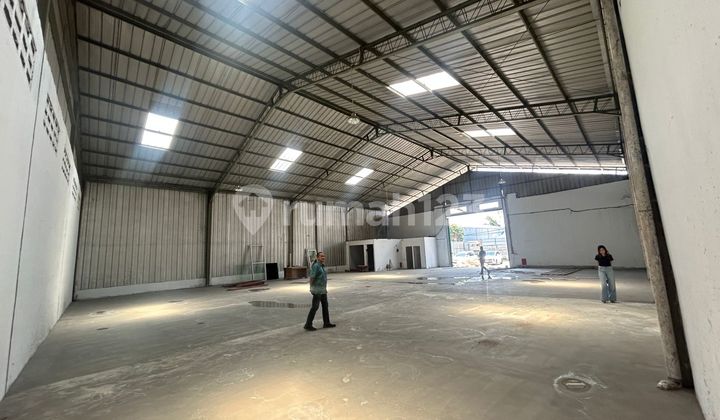 Warehouse Cipondoh | Land Area 800m2 | Ready | Access 40ft Container | 400 million /year